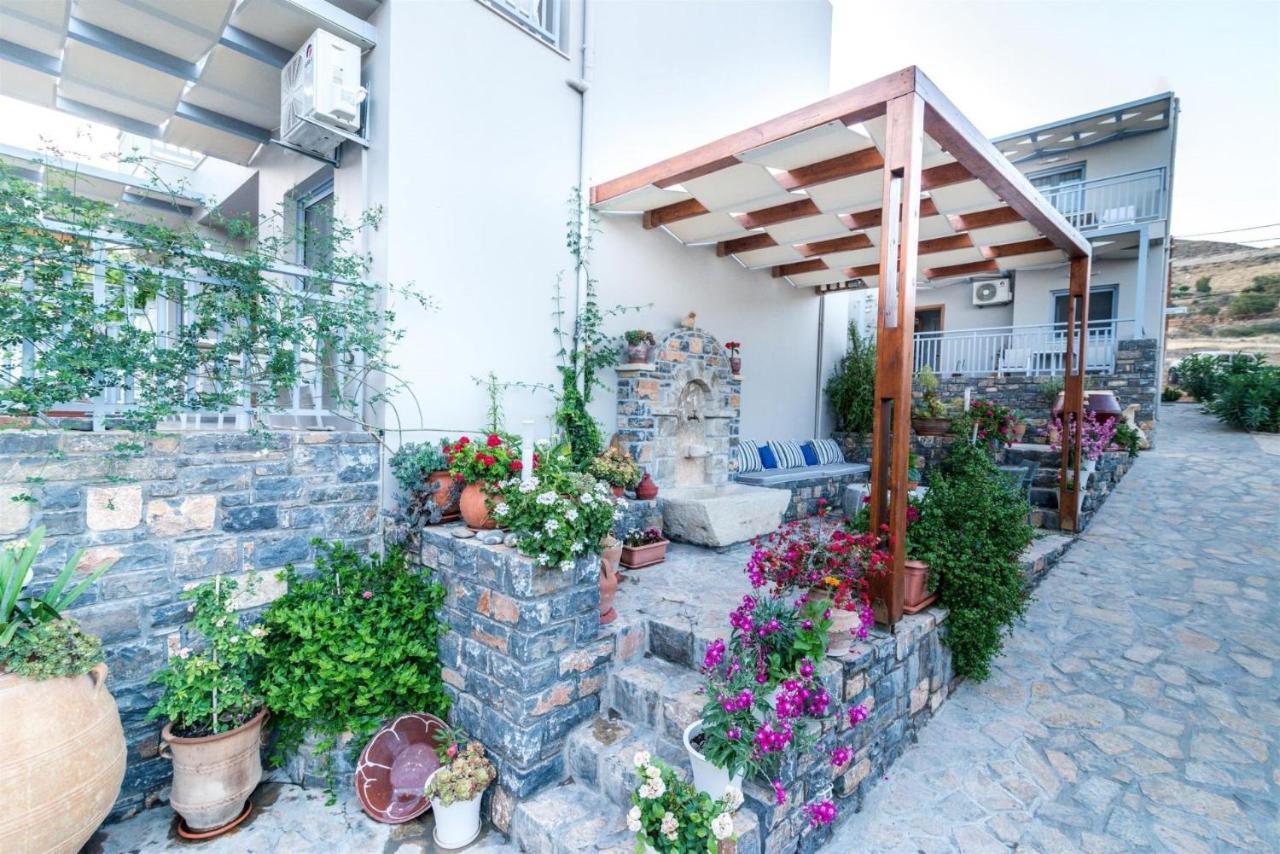 Athina Residence Léntas Buitenkant foto